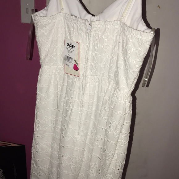 Dress - Picture 2 of 4